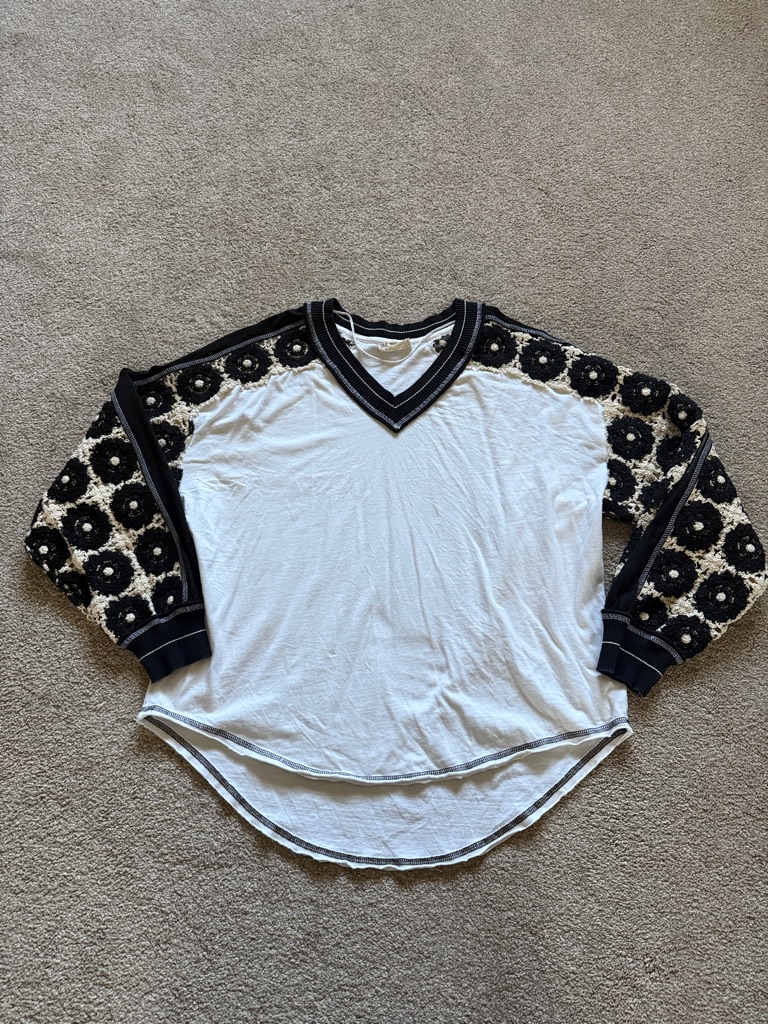 We The Free By Free People Oceanside Long Sleeve/Crotchet Sleeve Tee M